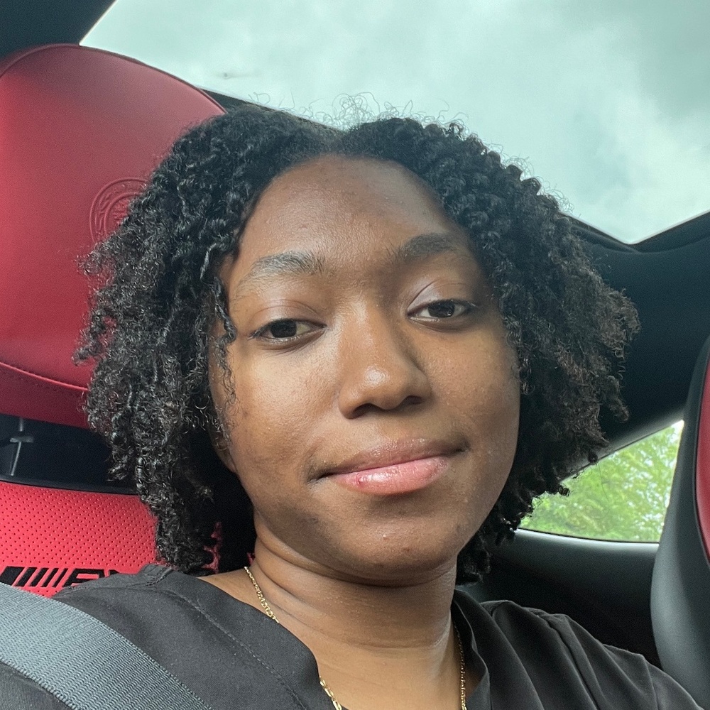 Meet your Posher, Alana